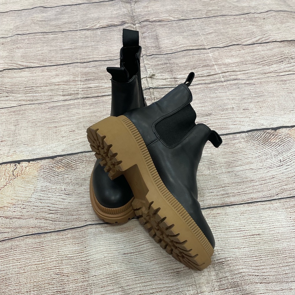 😍H&M black tan pull on ankle boots chunky heel size 5 1/2